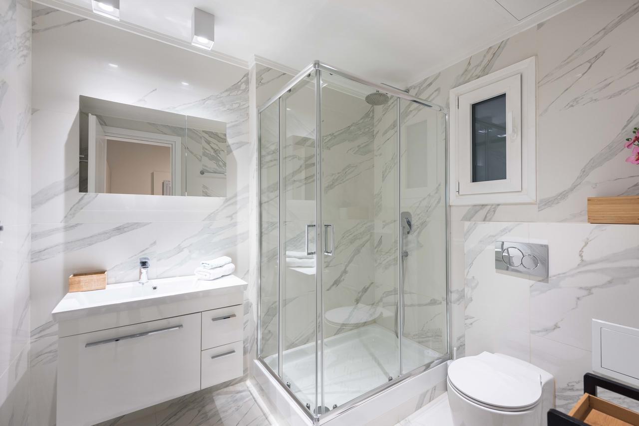 Thessaloniki Seaside Apartment A&B ภายนอก รูปภาพ