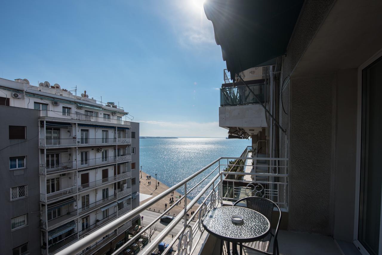 Thessaloniki Seaside Apartment A&B ภายนอก รูปภาพ
