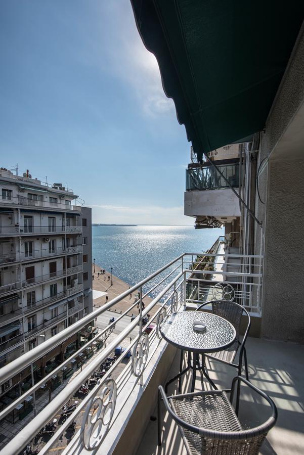 Thessaloniki Seaside Apartment A&B ภายนอก รูปภาพ