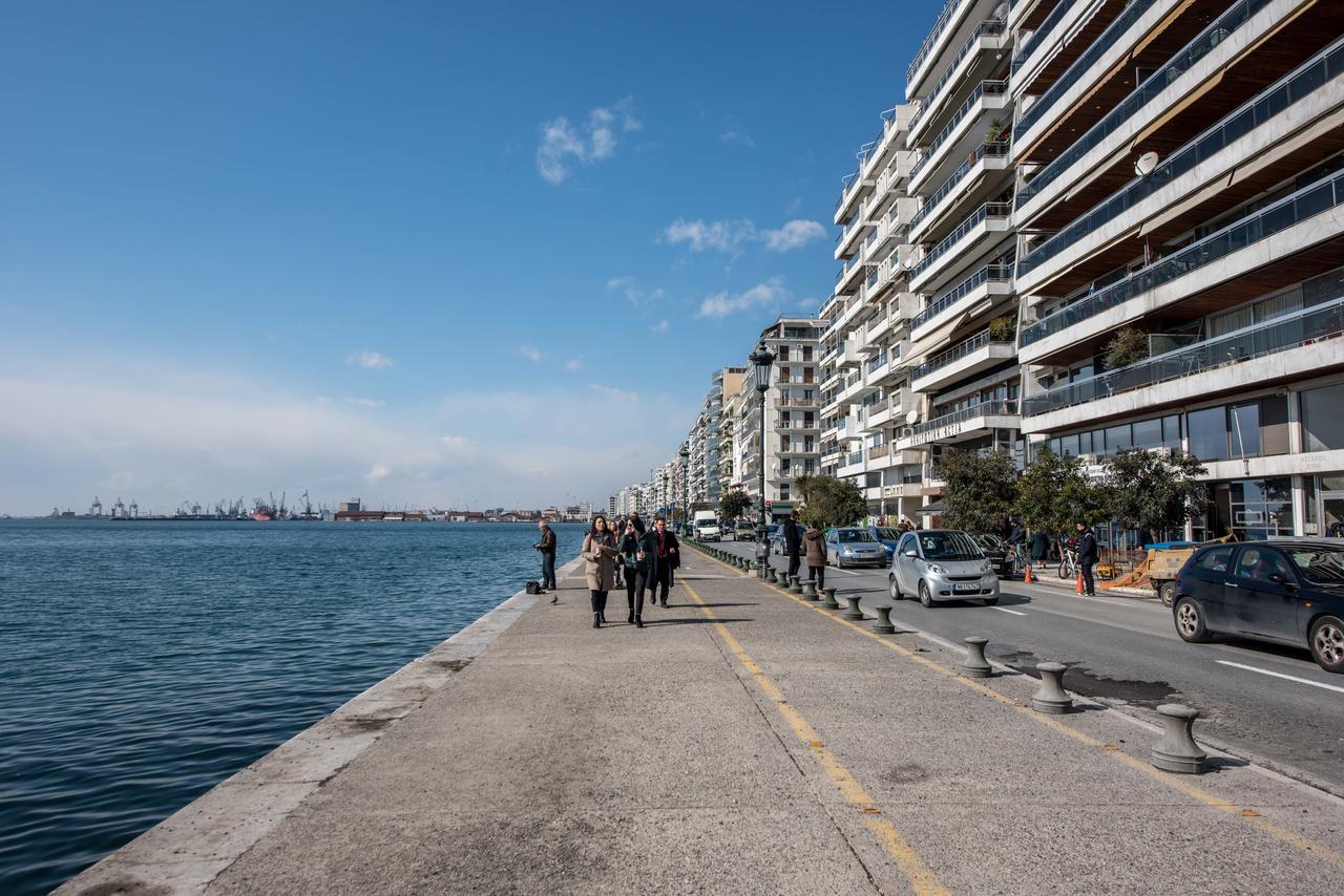 Thessaloniki Seaside Apartment A&B ภายนอก รูปภาพ