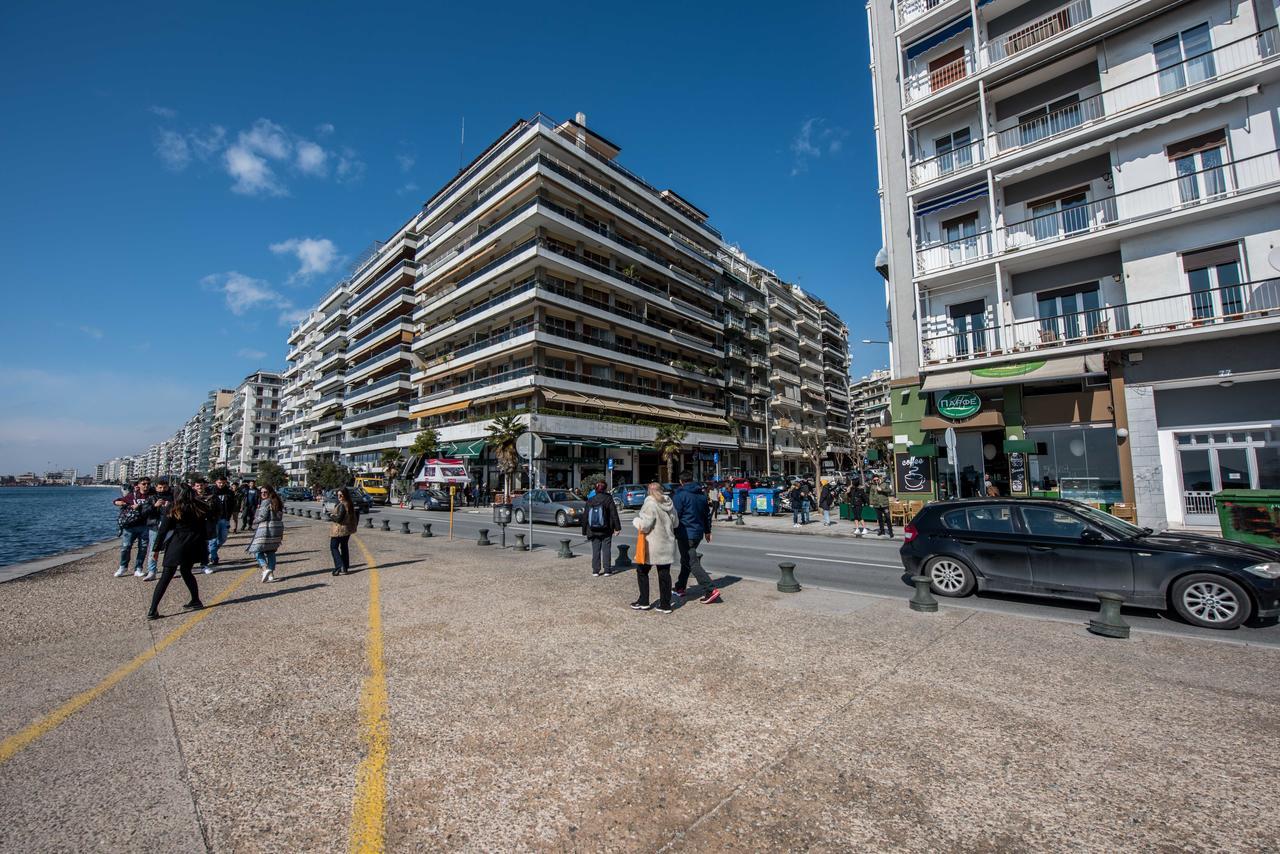 Thessaloniki Seaside Apartment A&B ภายนอก รูปภาพ