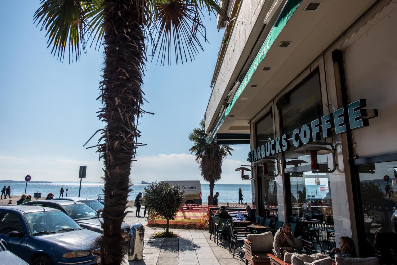 Thessaloniki Seaside Apartment A&B ภายนอก รูปภาพ