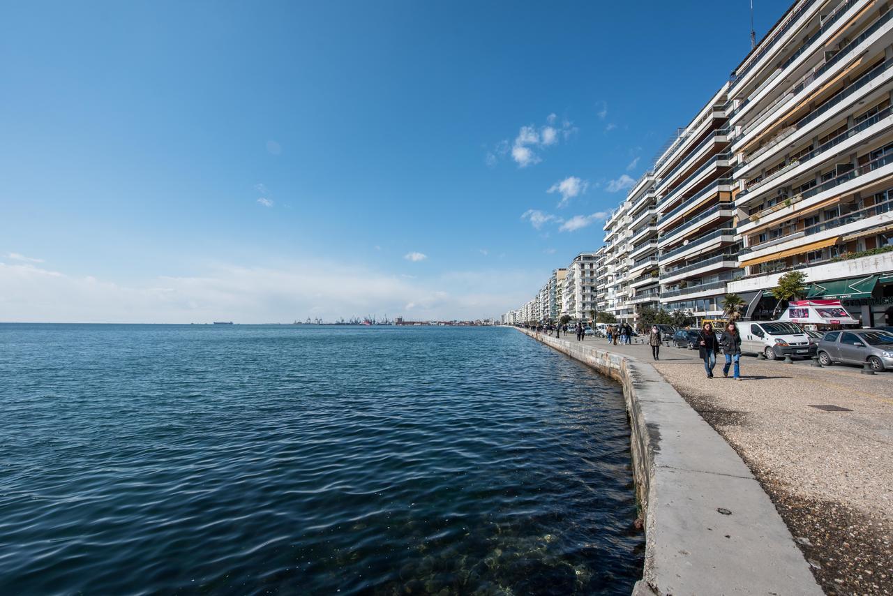 Thessaloniki Seaside Apartment A&B ภายนอก รูปภาพ